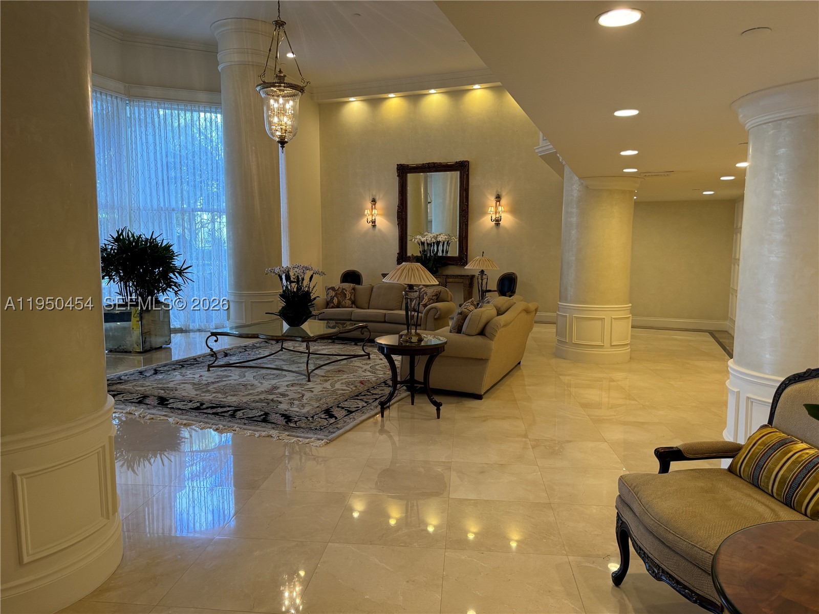 MYSTIC POINTE TOWER 500 C - Residential