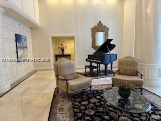 MYSTIC POINTE TOWER 500 C - Residential