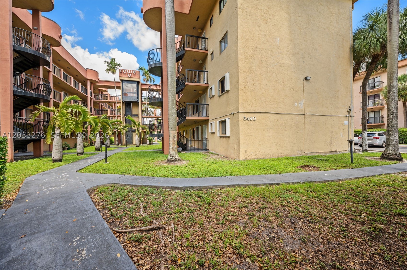 ALAMEDA TOWER 5 CONDO - Residential