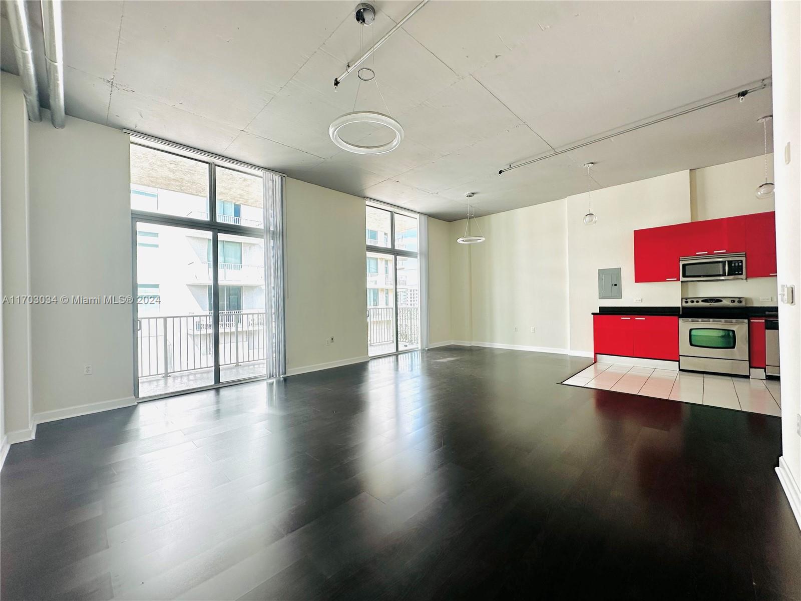 LOFTS AT HOLLYWOOD STATIO - Residential Lease