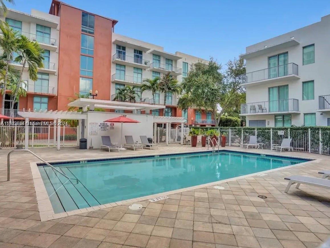 LOFTS AT HOLLYWOOD STATIO - Residential Lease