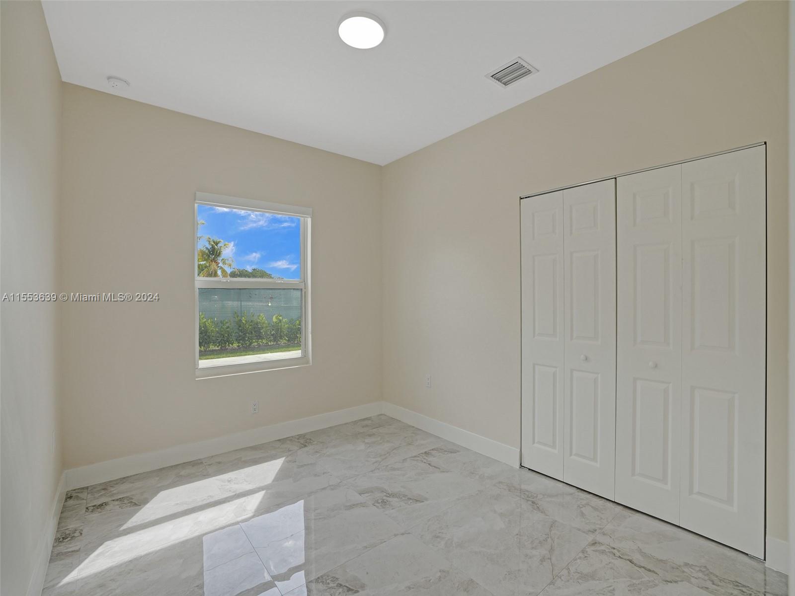 NARANJA PARK 2ND ADDN - Residential Lease