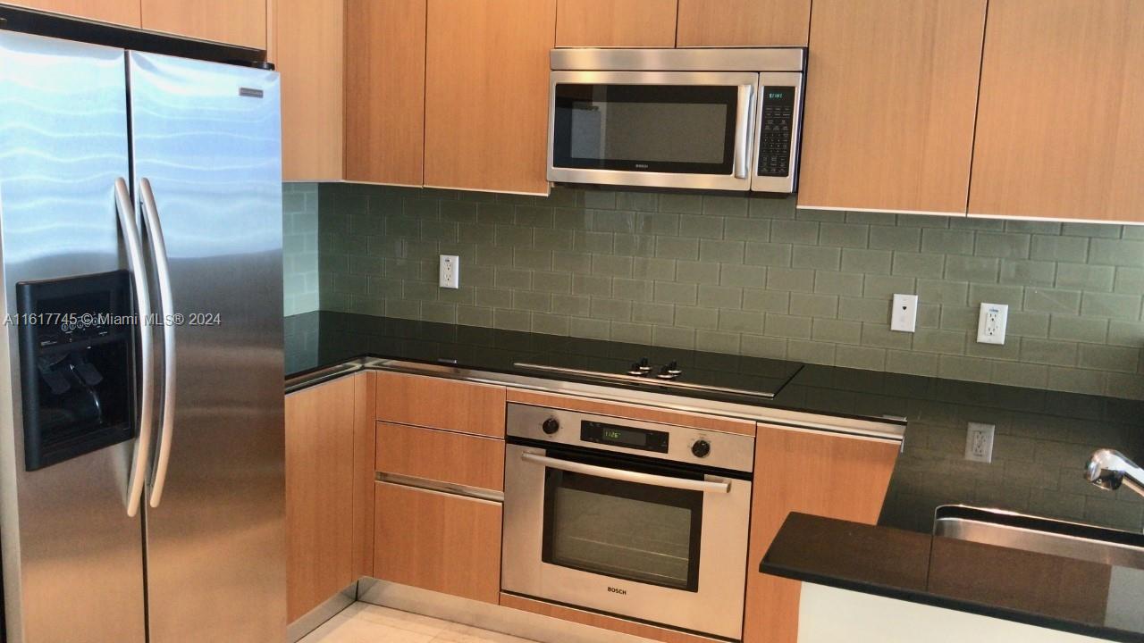 1060 BRICKELL CONDO - Residential Lease