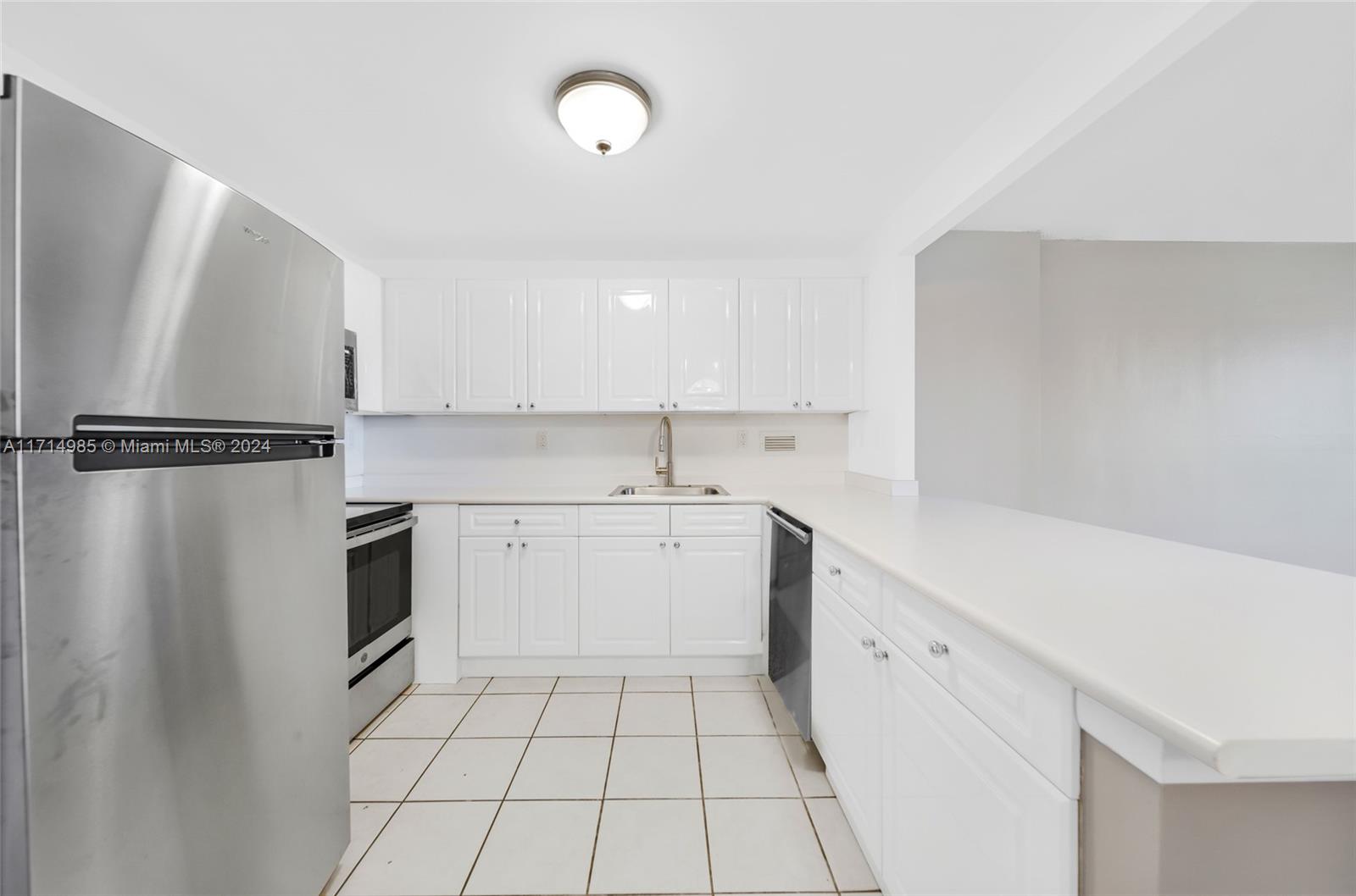 RONEY PALACE CONDO - Residential