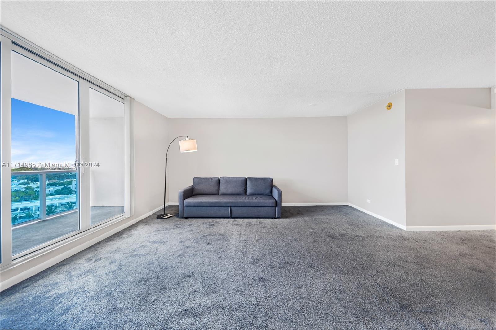 RONEY PALACE CONDO - Residential
