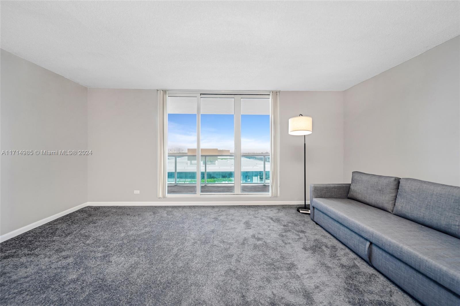 RONEY PALACE CONDO - Residential