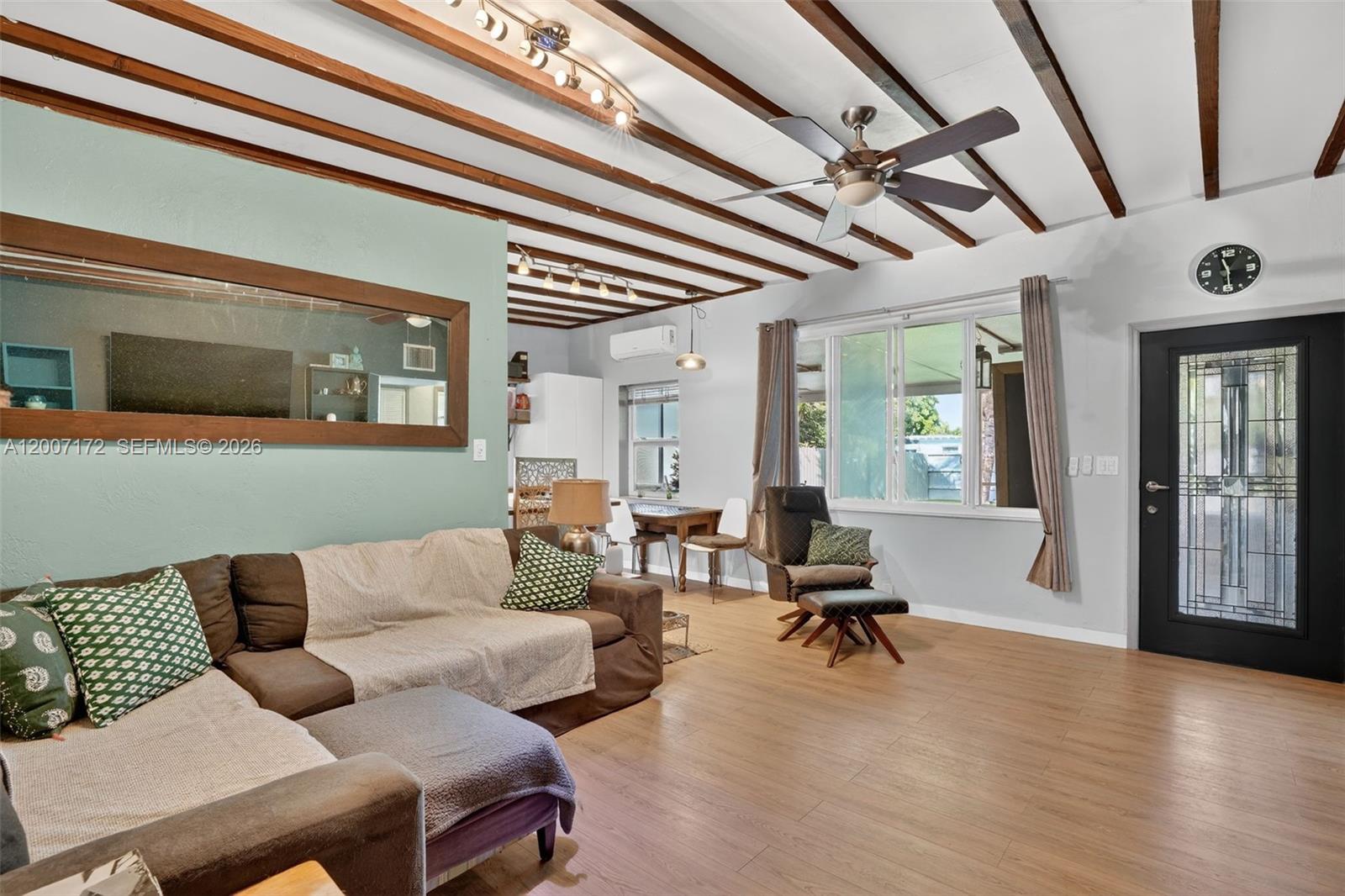 W MIAMI SHORES SEC B - Residential