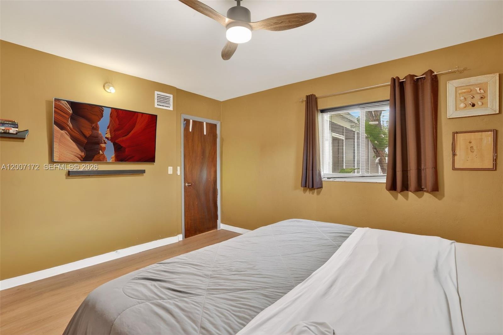W MIAMI SHORES SEC B - Residential