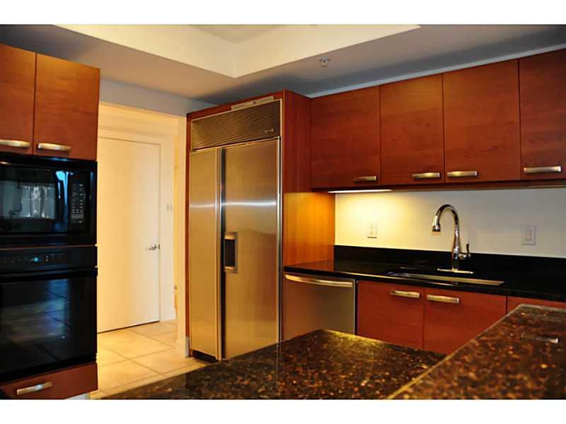 DIPLOMAT OCEANFRONT RESID - Residential Lease