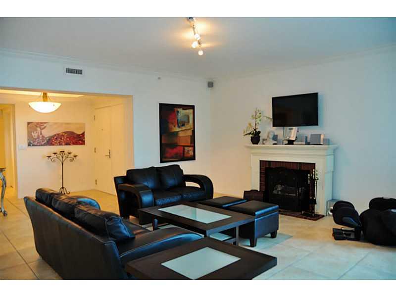 DIPLOMAT OCEANFRONT RESID - Residential Lease
