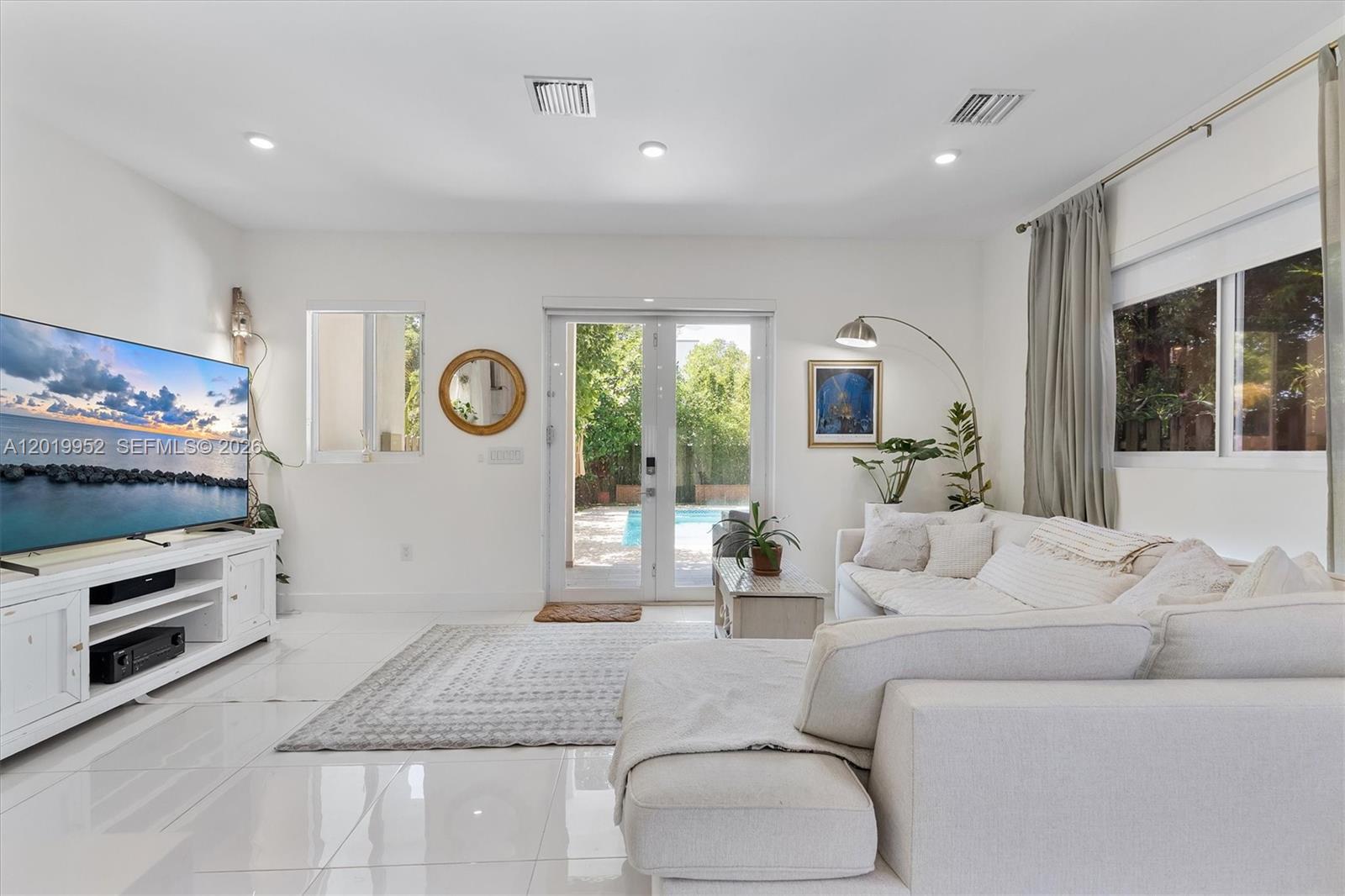 2920 SW 25TH TERRACE COND - Residential