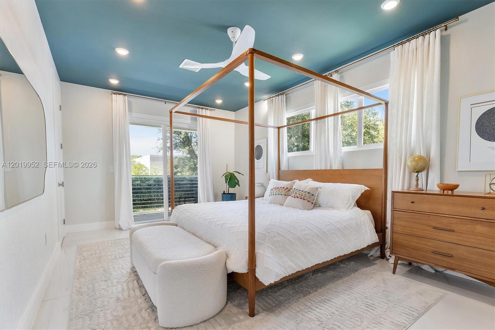 2920 SW 25TH TERRACE COND - Residential