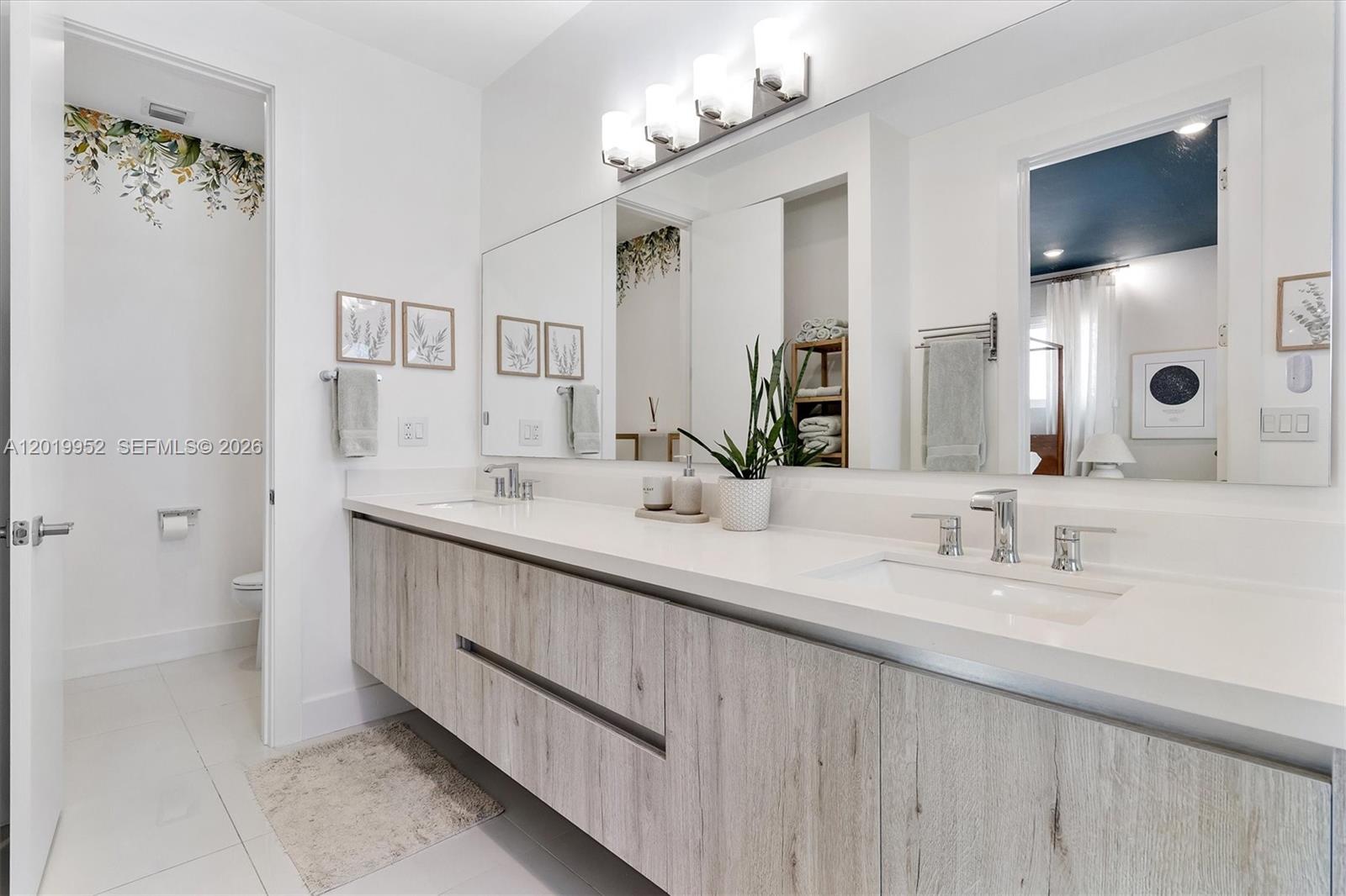 2920 SW 25TH TERRACE COND - Residential