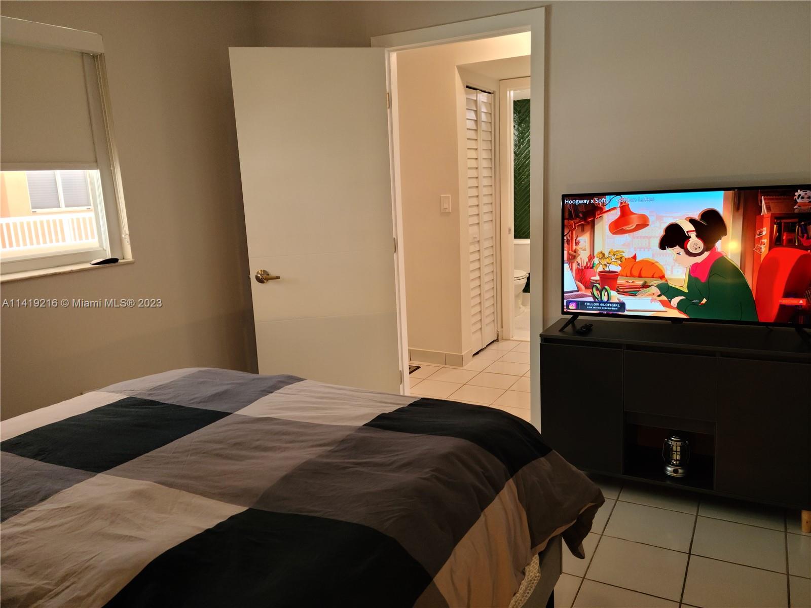 HARDING TOWER CONDO - Residential Lease