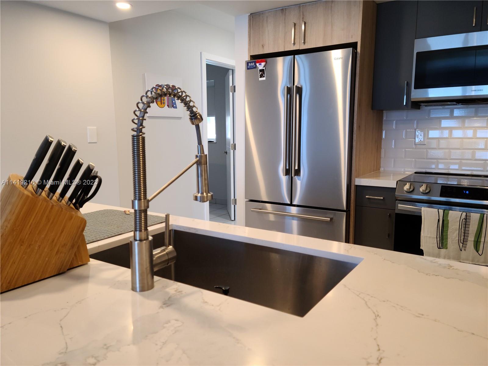 HARDING TOWER CONDO - Residential Lease