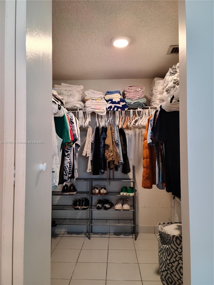 HARDING TOWER CONDO - Residential Lease