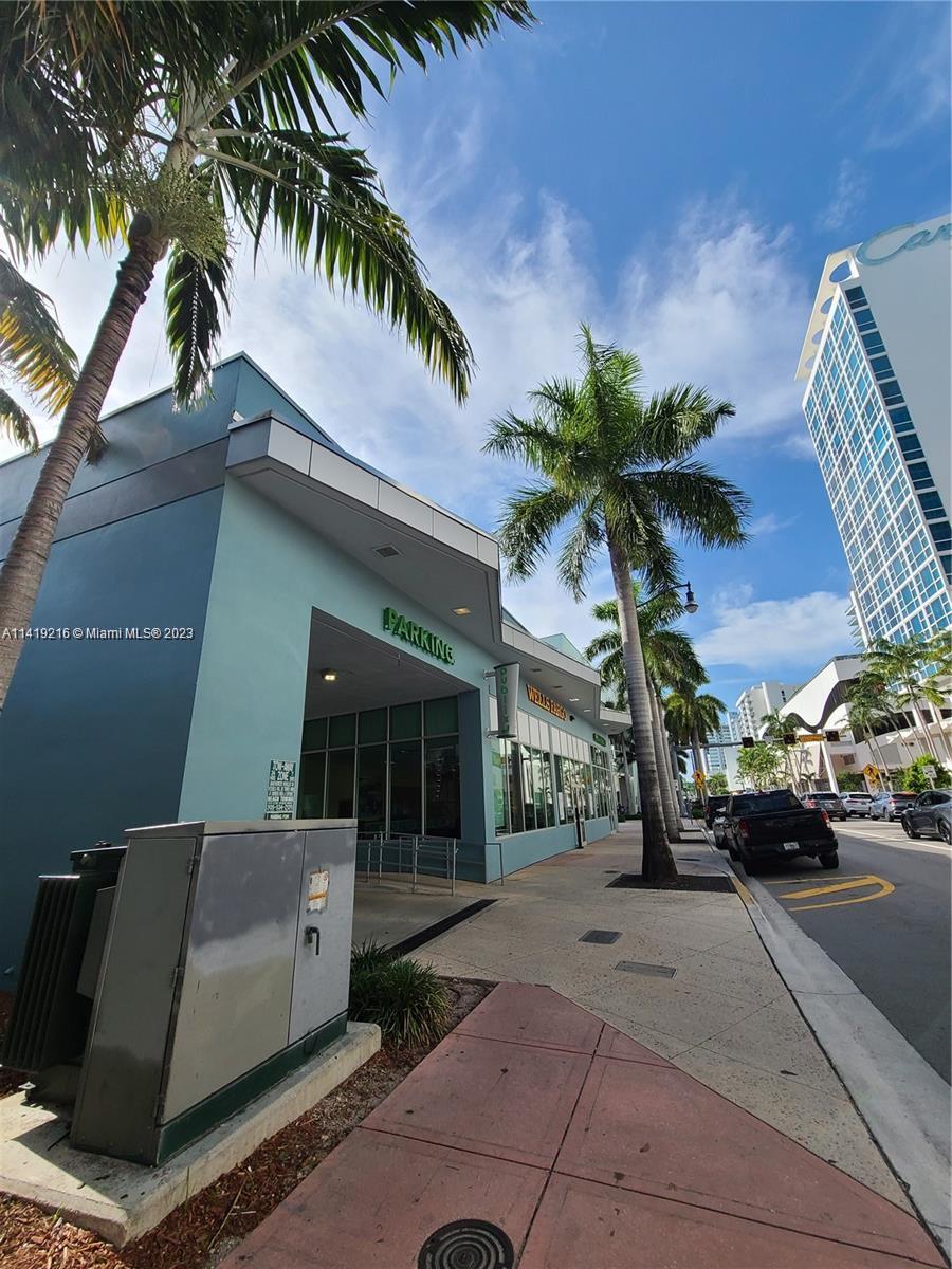 HARDING TOWER CONDO - Residential Lease