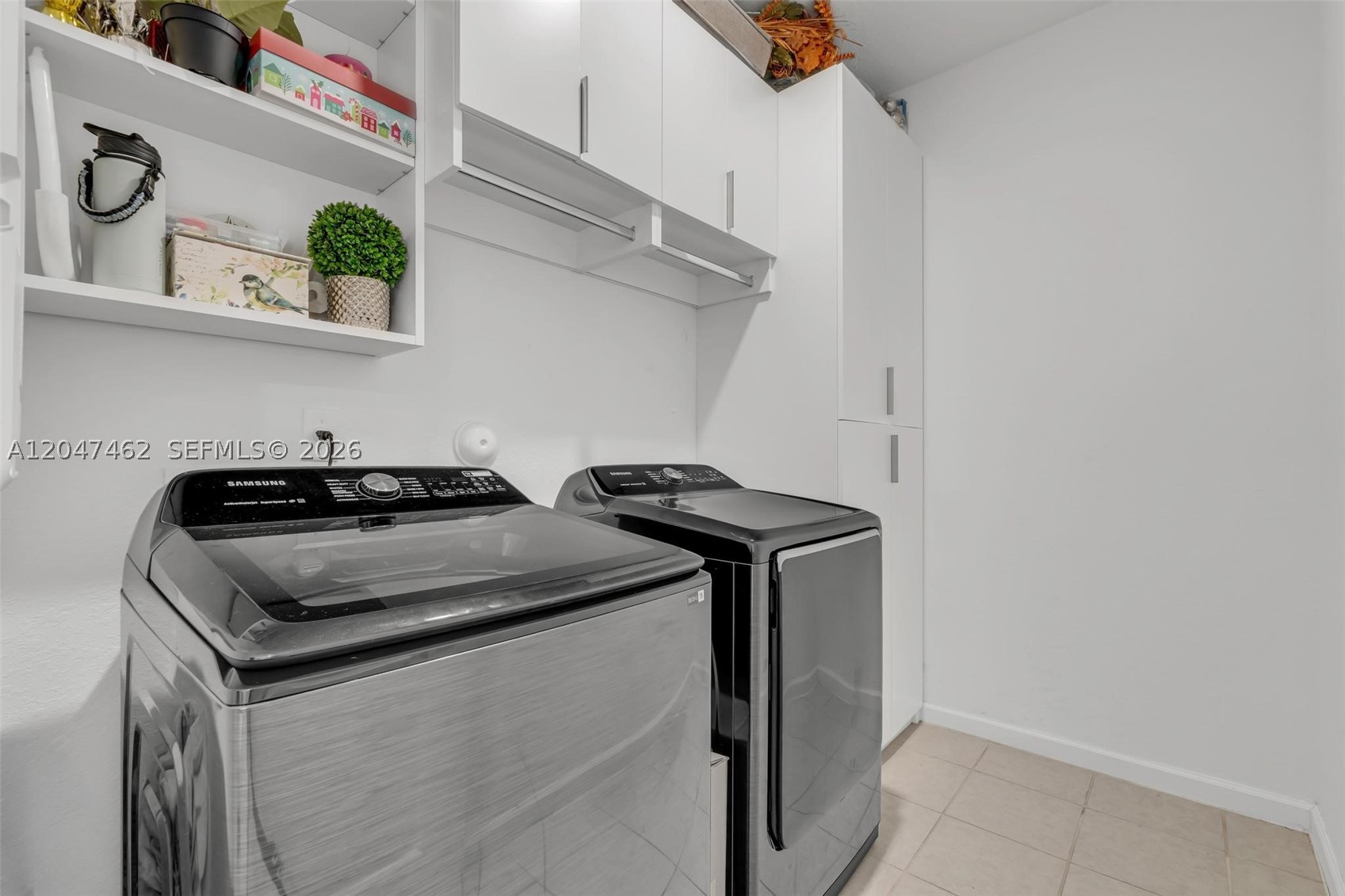 AQUABELLA SECTION TWO - Residential