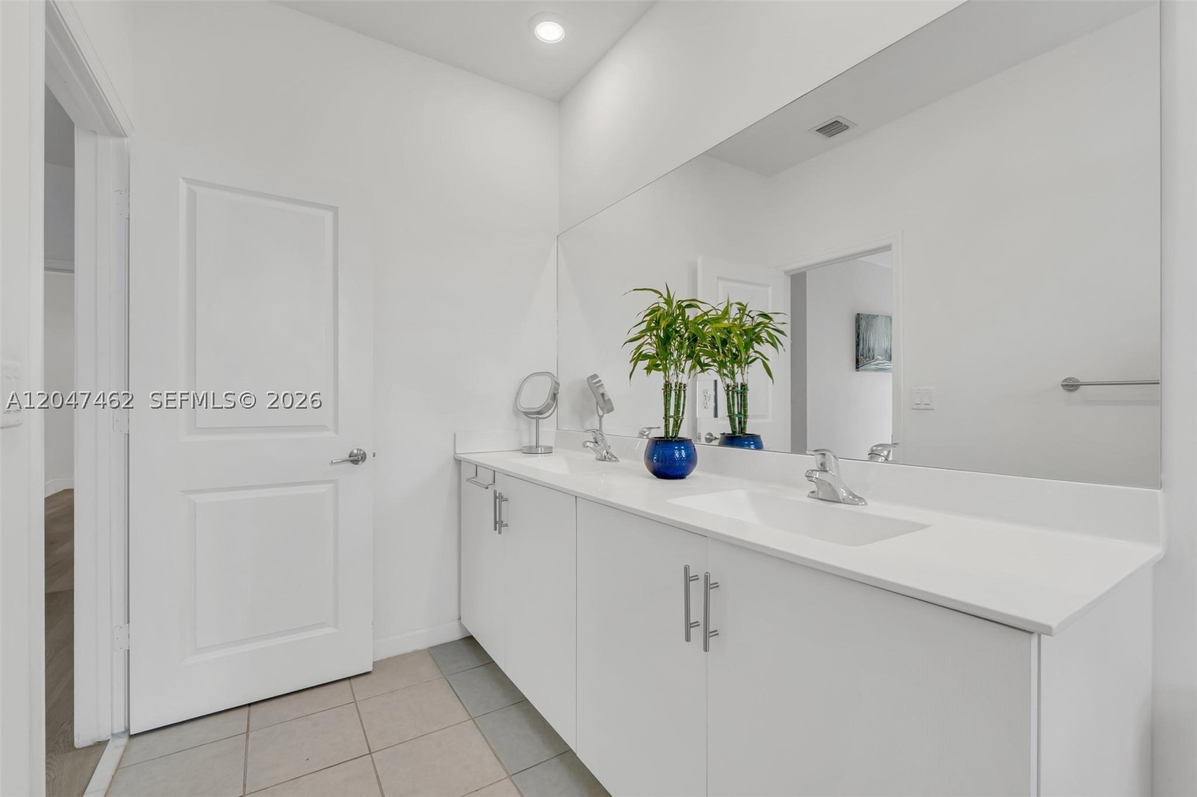 AQUABELLA SECTION TWO - Residential