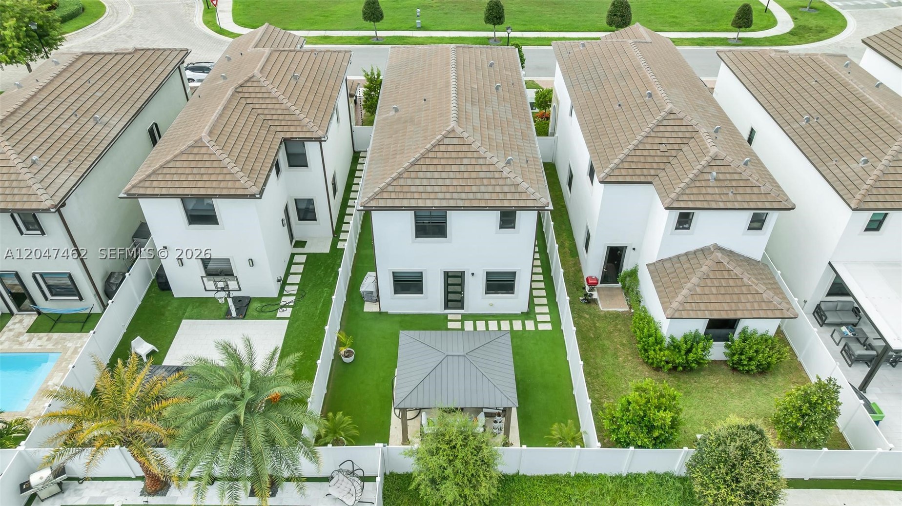 AQUABELLA SECTION TWO - Residential