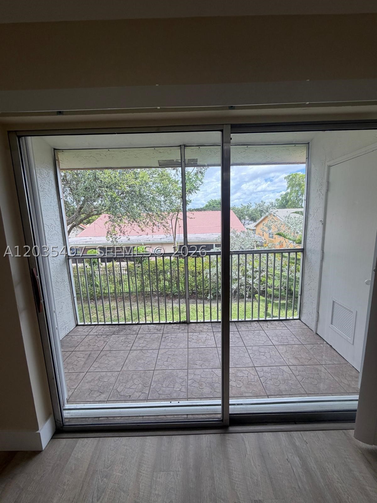 FOREST PARK SOUTH I - Residential Lease
