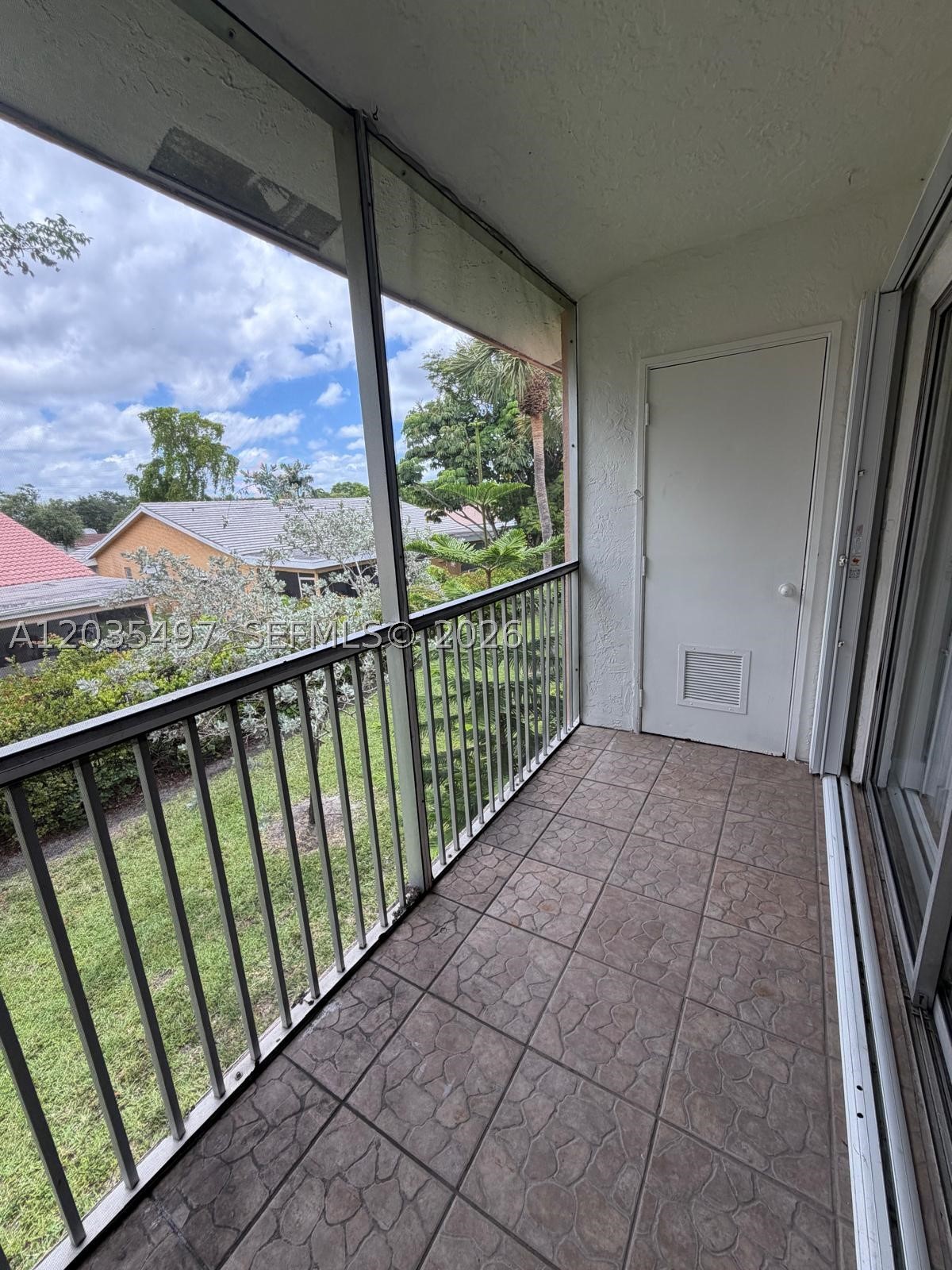 FOREST PARK SOUTH I - Residential Lease