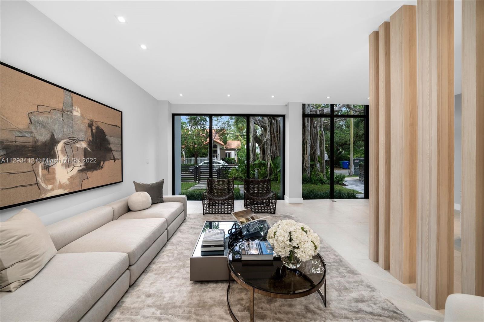 DOUGLAS CIRCLE - Residential