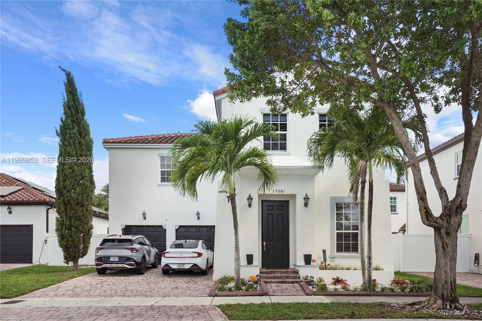 KENDALL COMMONS RESIDENTI - Residential