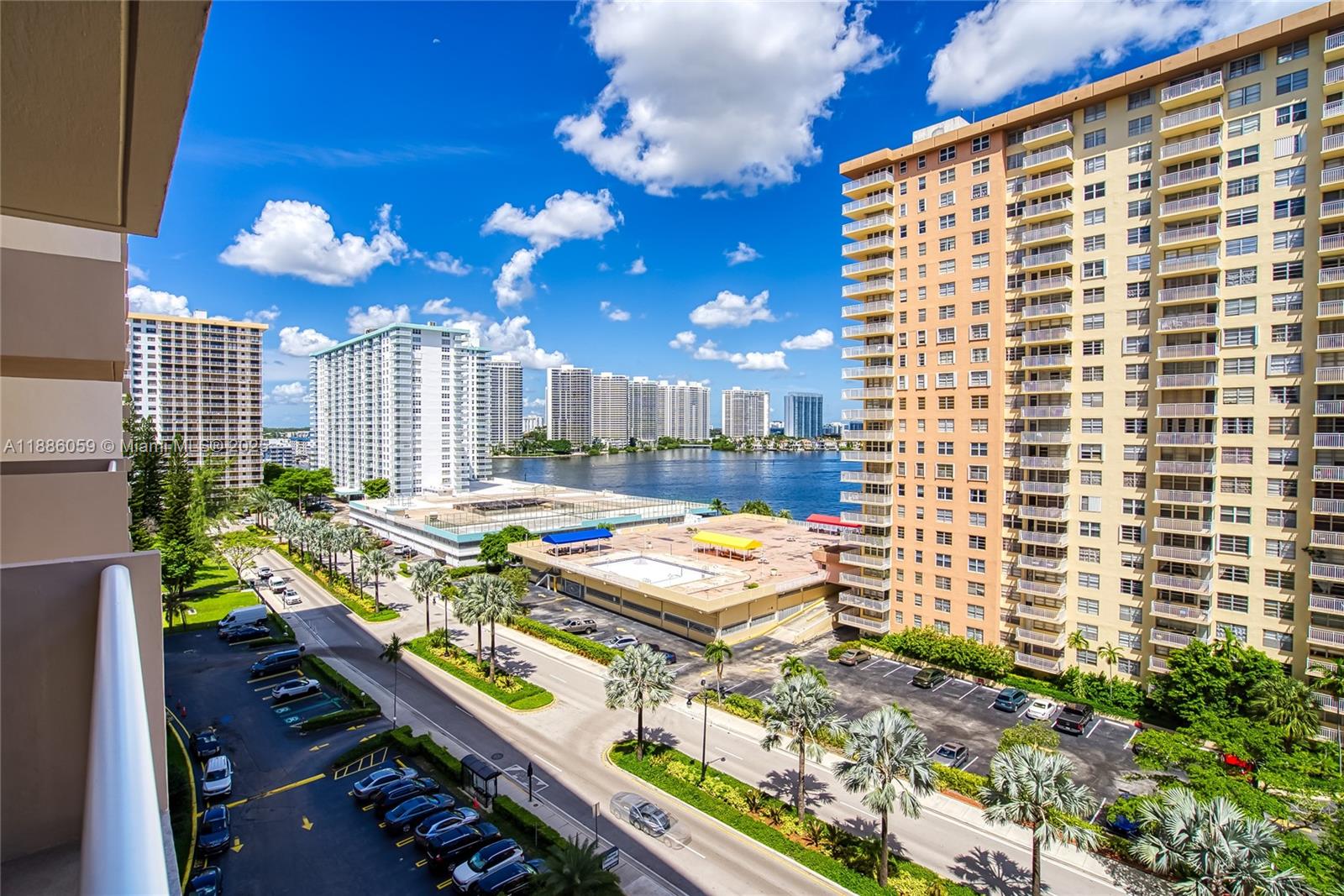 WINSTON TOWERS 100 CONDO - Residential Lease