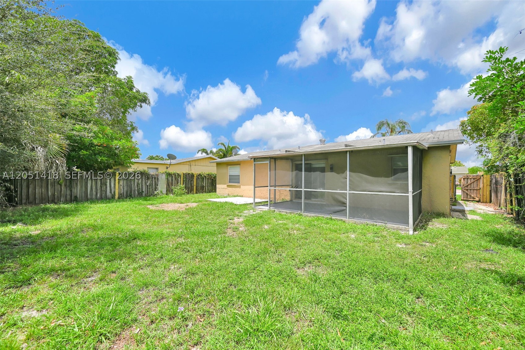 NORTH LAUDERDALE VILLAGE - Residential