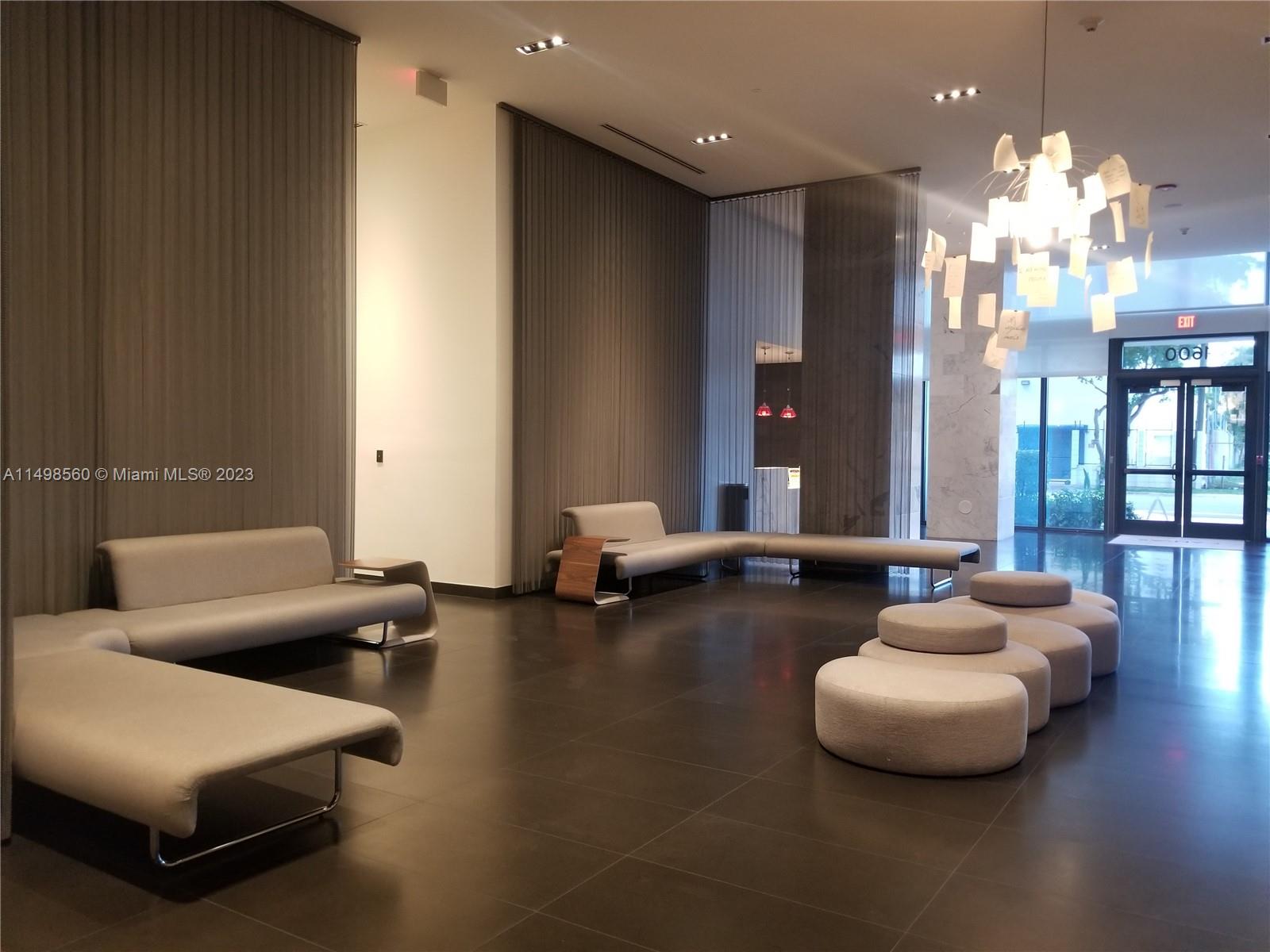 CANVAS CONDO - Residential