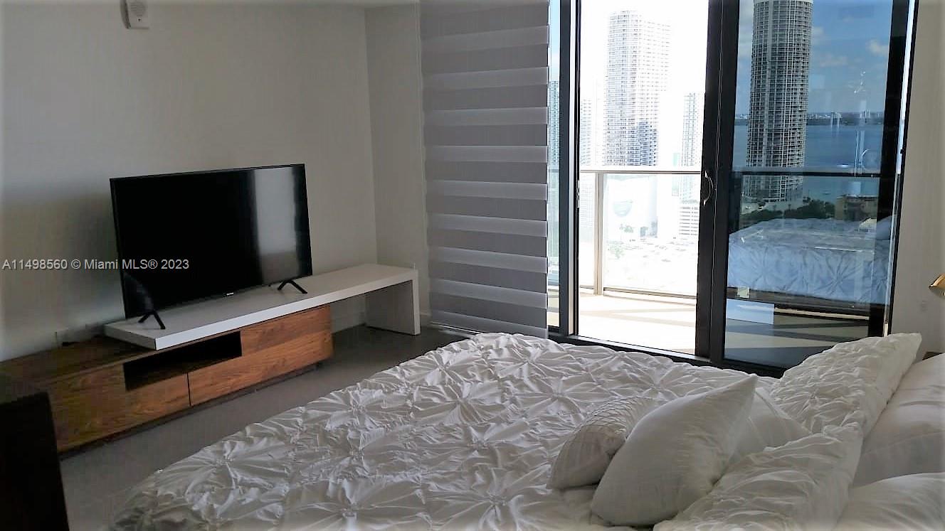 CANVAS CONDO - Residential