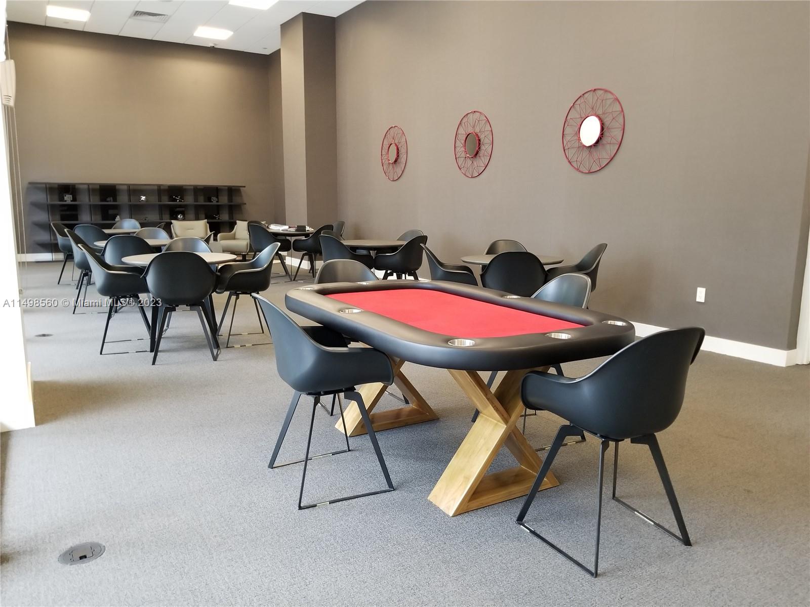 CANVAS CONDO - Residential
