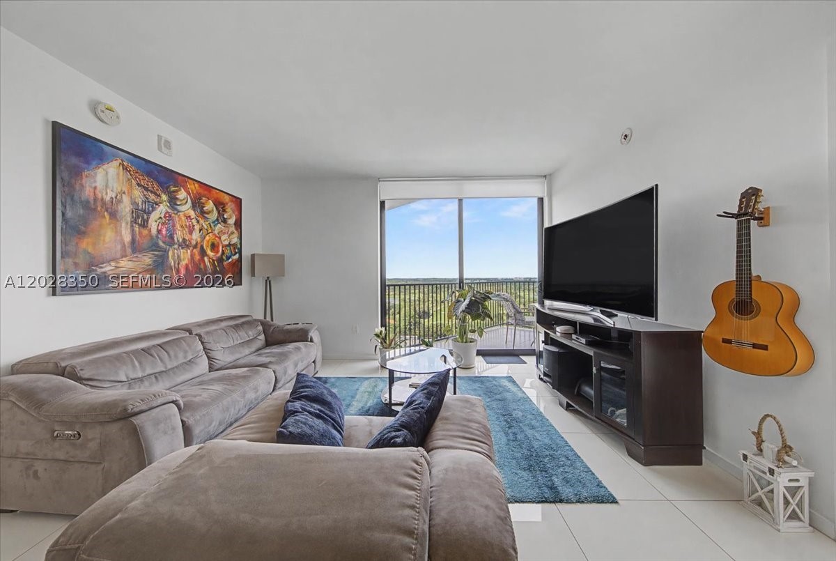 5252 PASEO CONDO - Residential