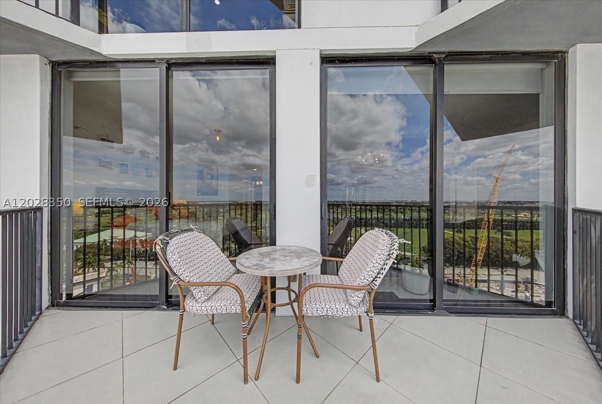 5252 PASEO CONDO - Residential