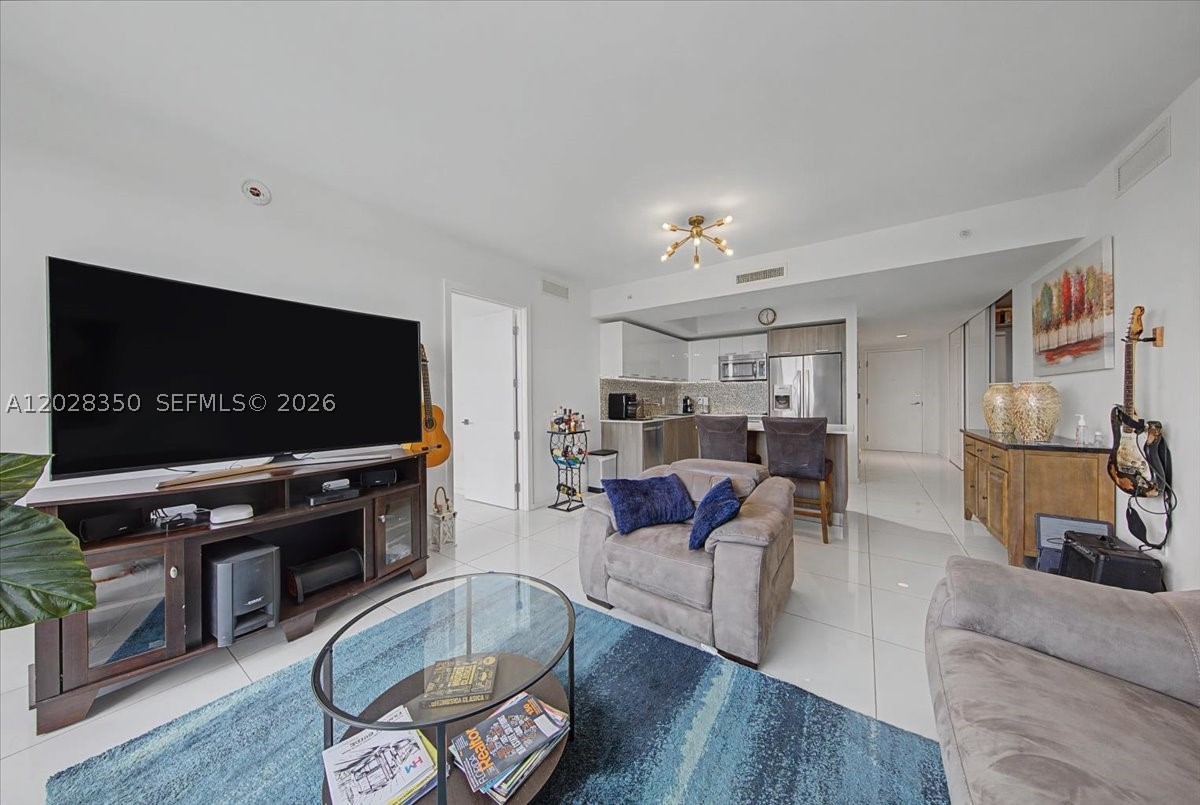 5252 PASEO CONDO - Residential