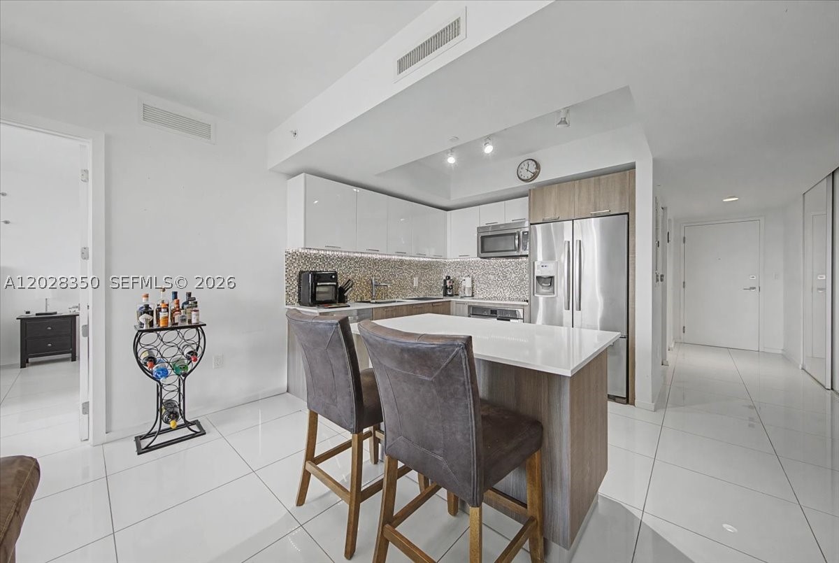 5252 PASEO CONDO - Residential