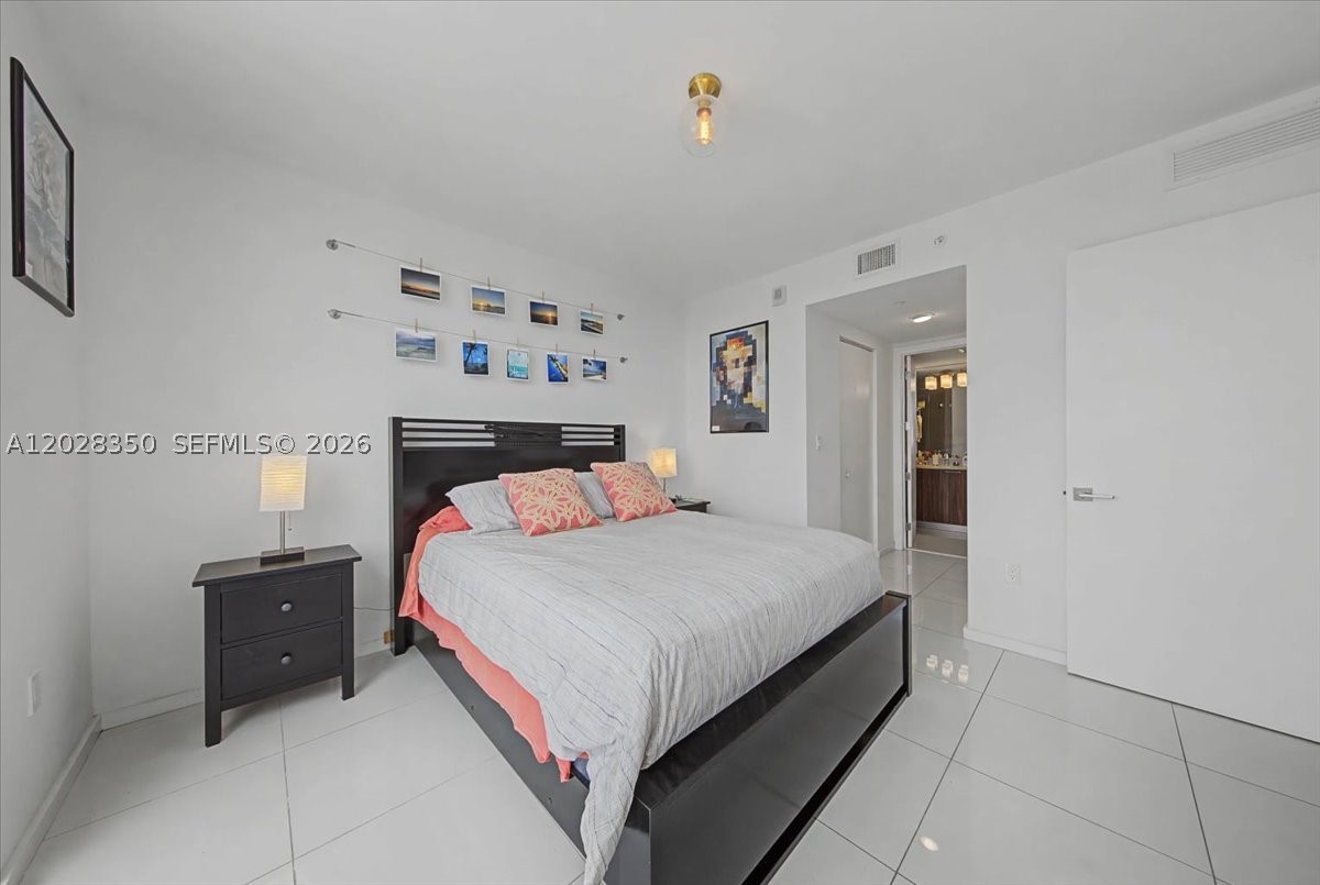 5252 PASEO CONDO - Residential
