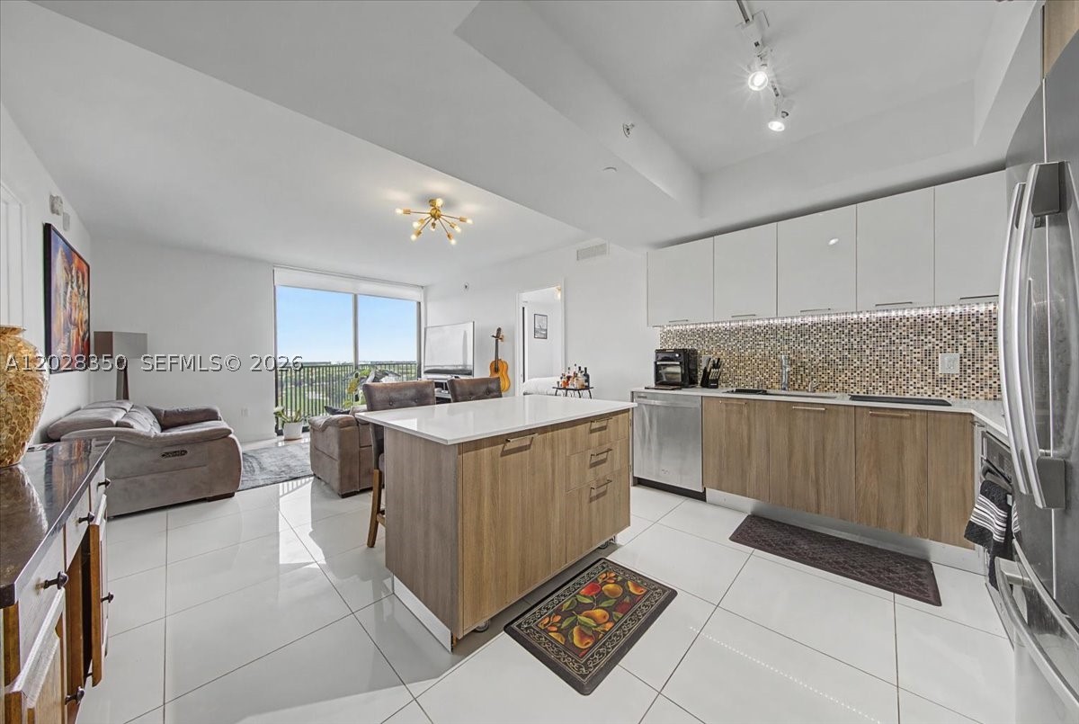 5252 PASEO CONDO - Residential