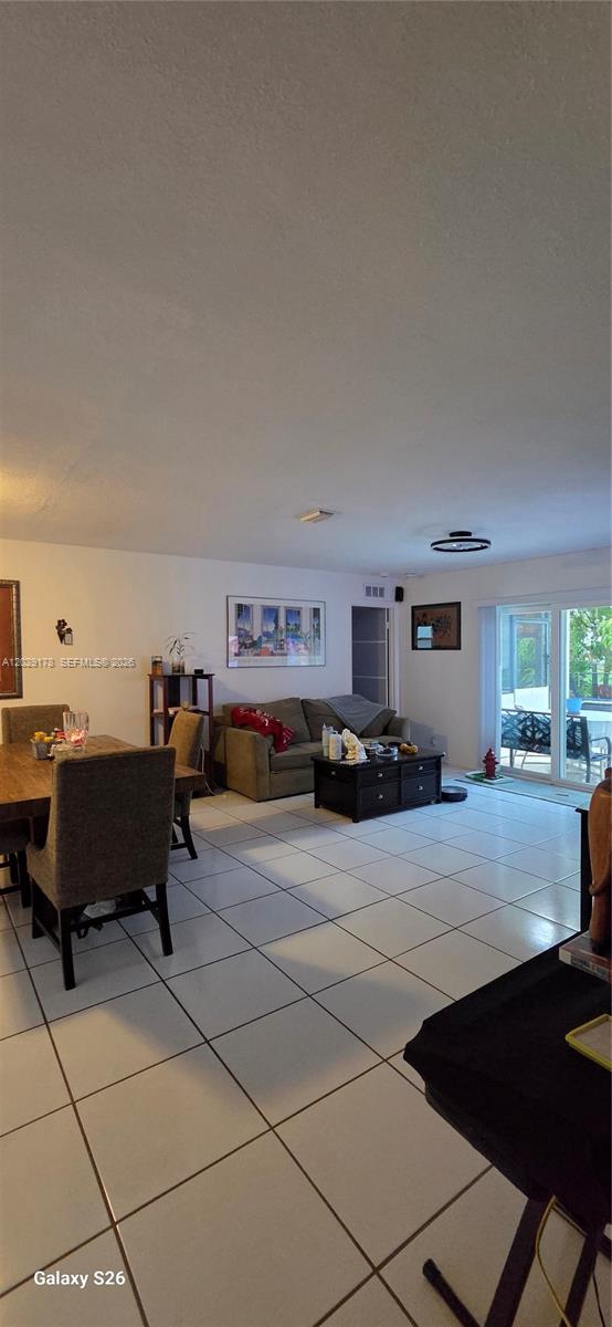 LAUDERDALE NORTH PARK SEC - Residential