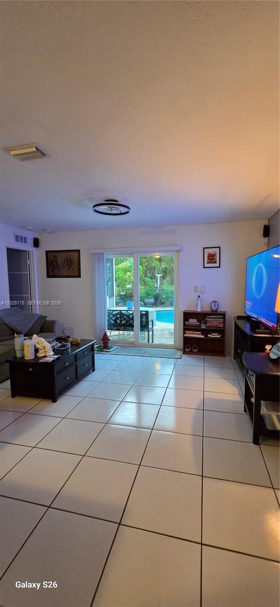 LAUDERDALE NORTH PARK SEC - Residential