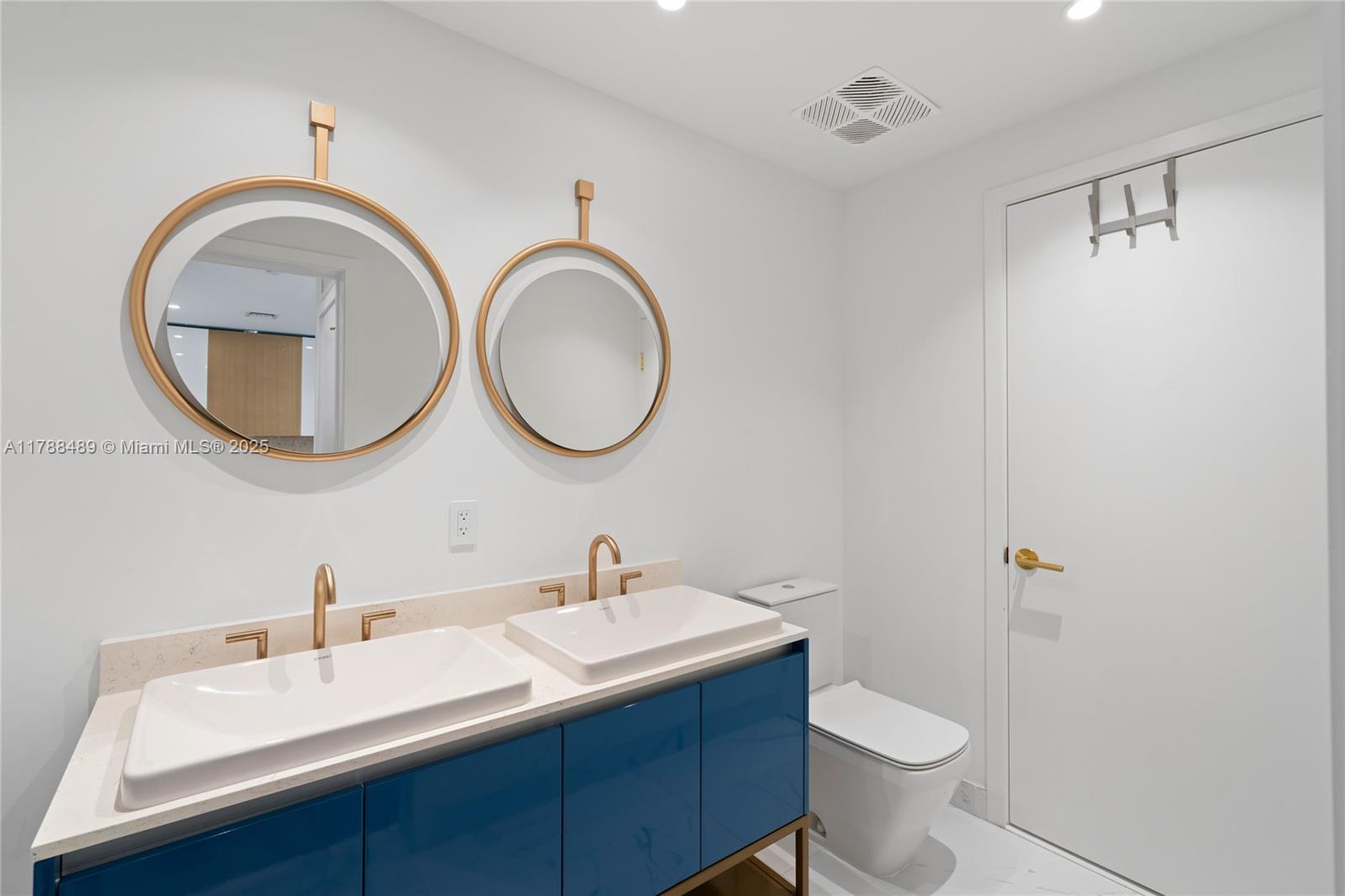 2678 TIGERTAIL CONDO - Residential