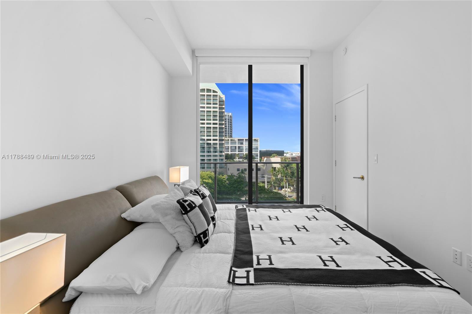 2678 TIGERTAIL CONDO - Residential
