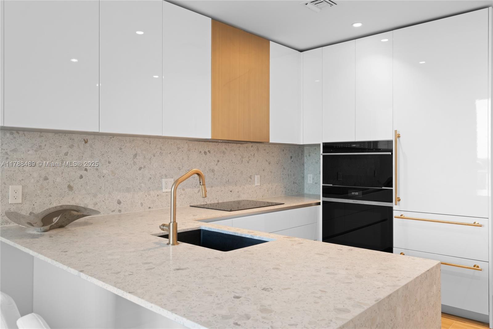 2678 TIGERTAIL CONDO - Residential