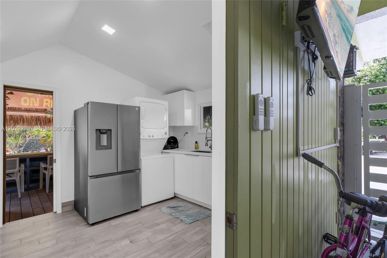 LARGO SOUND VILLAGE - Residential