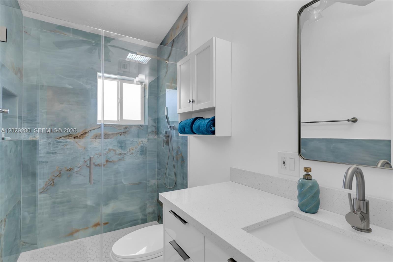 LARGO SOUND VILLAGE - Residential