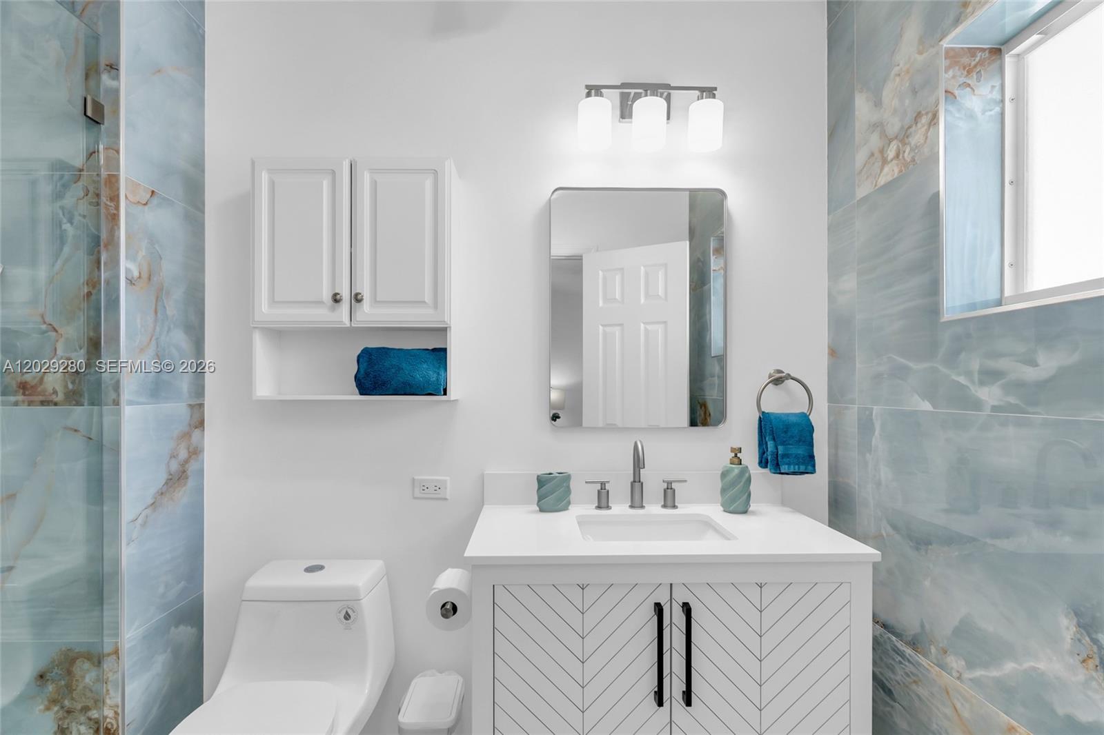 LARGO SOUND VILLAGE - Residential