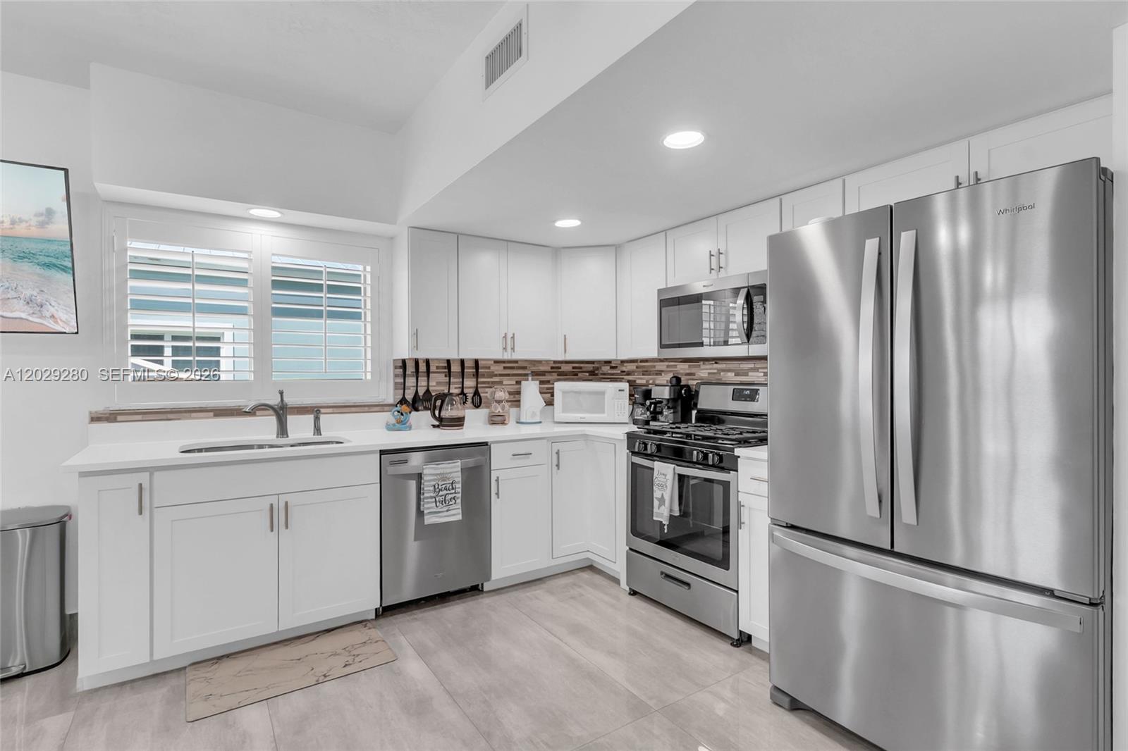 LARGO SOUND VILLAGE - Residential