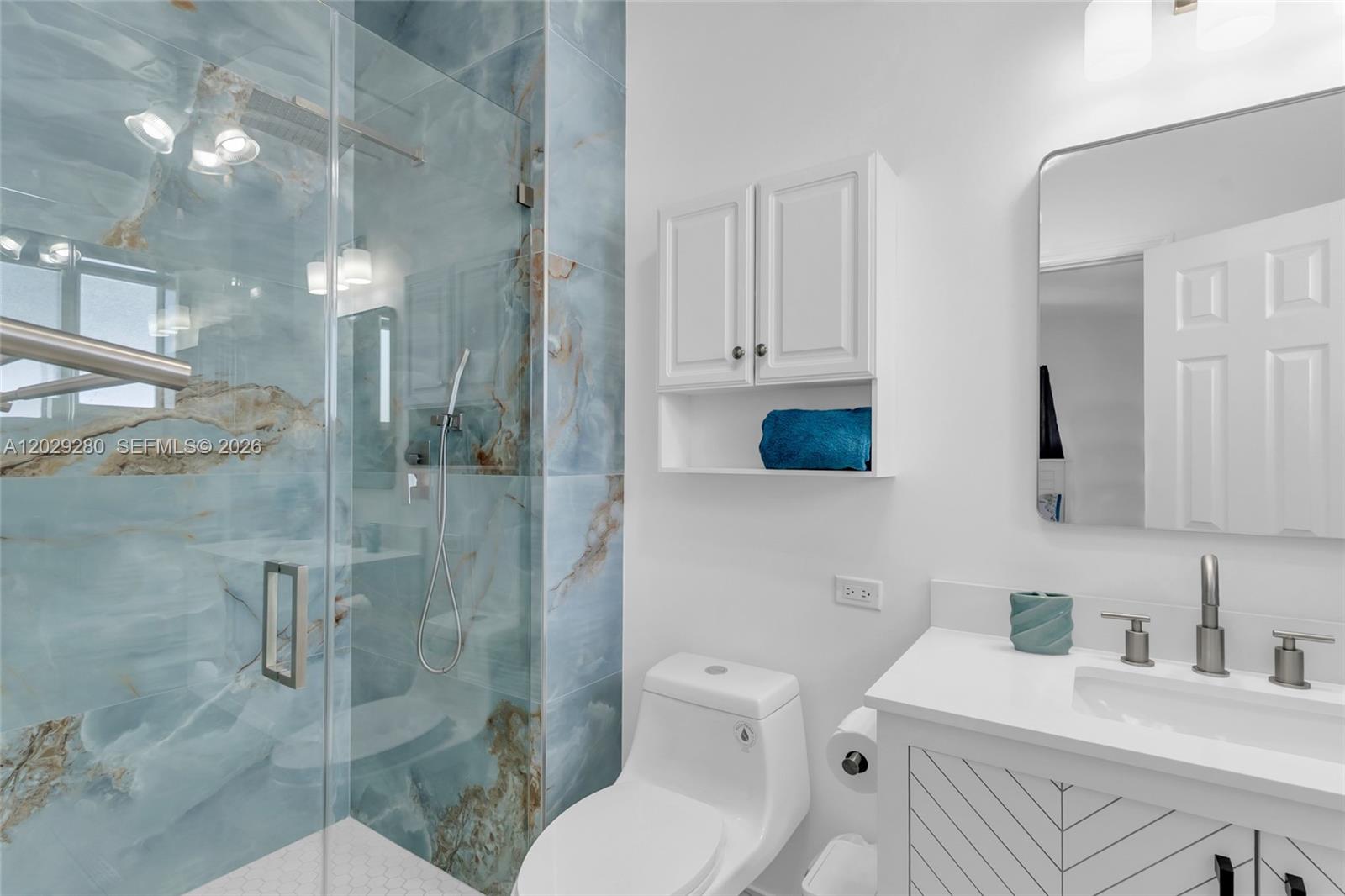 LARGO SOUND VILLAGE - Residential