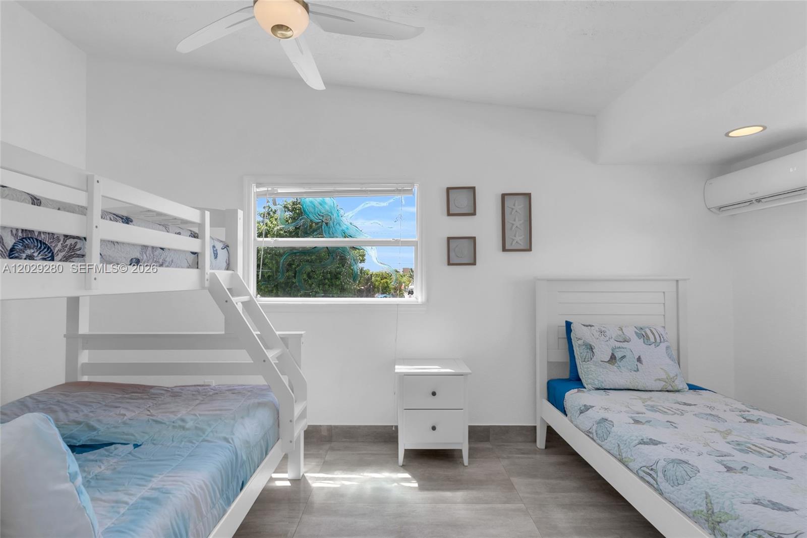 LARGO SOUND VILLAGE - Residential